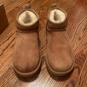 UGG Classic Ultra Mini Chestnut Size 7